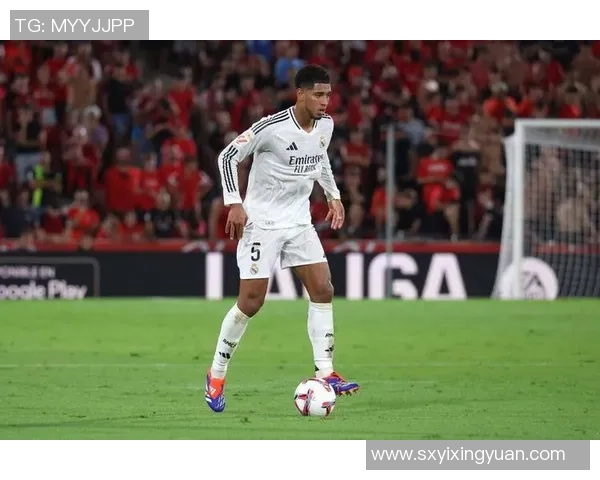 贝林厄姆引领新时代足球潮流的崛起与挑战分析